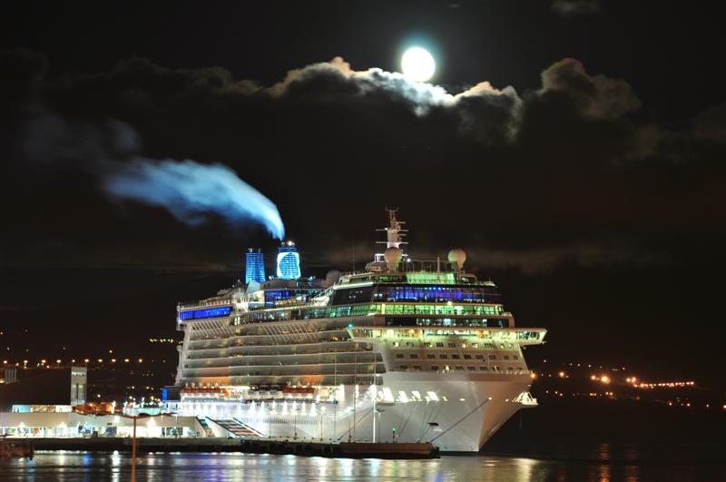 Celebrity Eclipse at night in Ponta Delgada (photo: Antonio Rebelo)