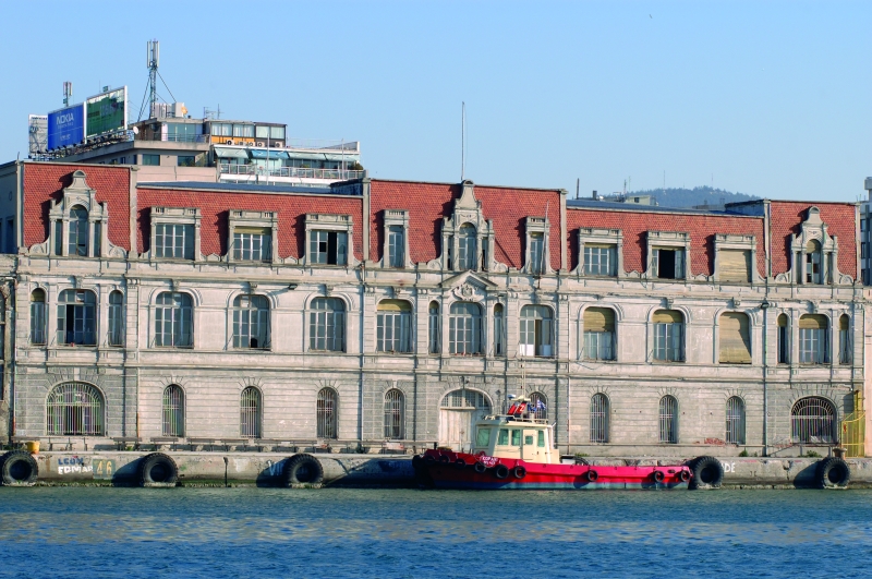 The Macedonia cruise passenger terminal is located in this renovated neoclassical building.