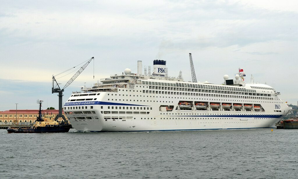 P&O Australia's Pacific Dawn (photo: Clyde Dickens)