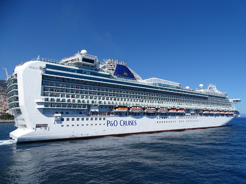 p&o cruises internet packages