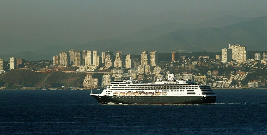 Holland America Line vessel in Valparaiso 