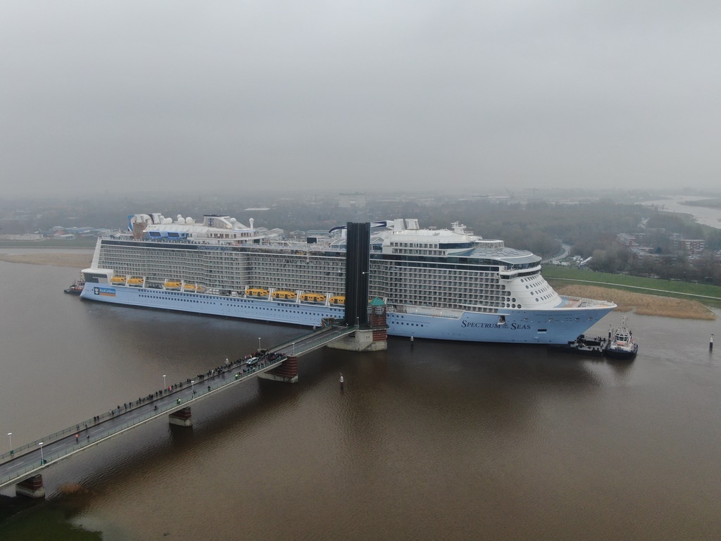 Spectrum of the Seas