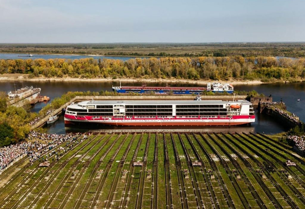 Vodohod Vessel Launch