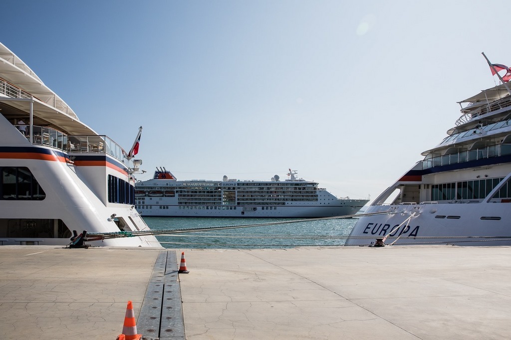 Triple Hapag-Lloyd Call in Lisbon