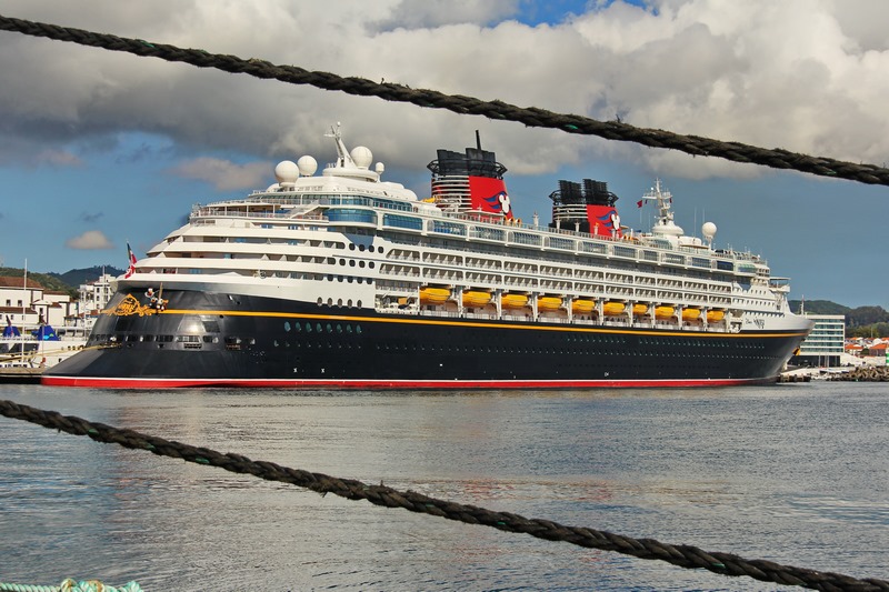 where is the disney cruise ship now uk