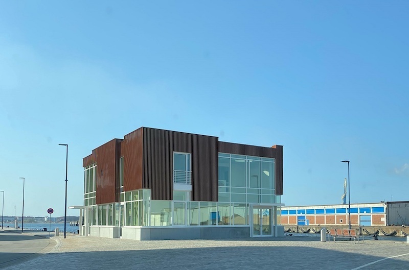 CCCW20new20terminal20building20wismar