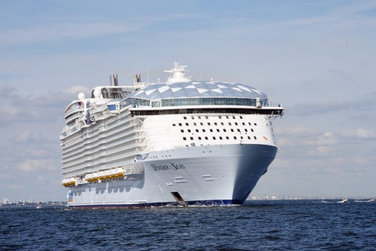 royal caribbean world cruises 2026