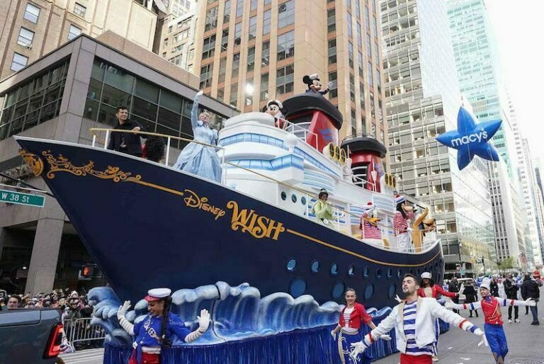 Disney Cruise Line’s Float Debuts at Macy’s Thanksgiving Day Parade