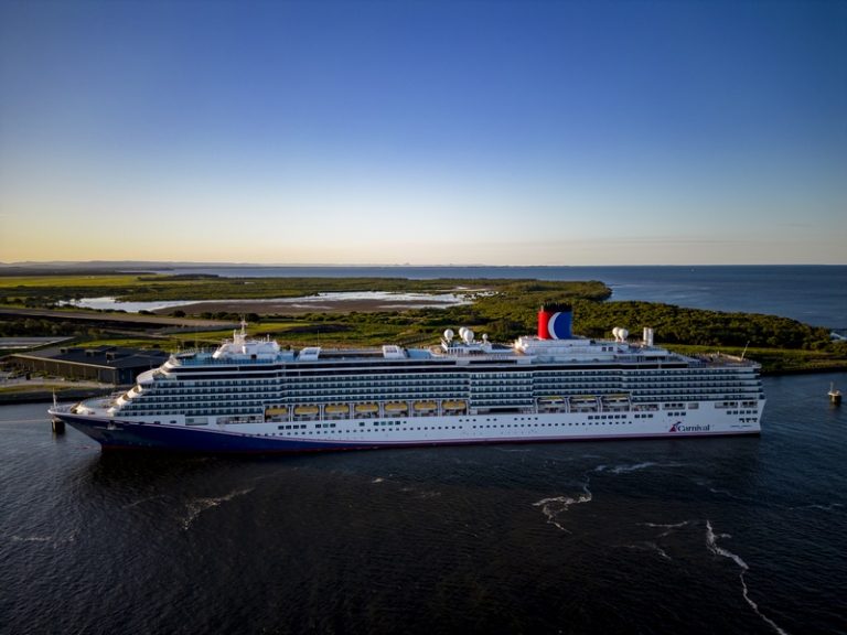 carnival cruise terminal brisbane