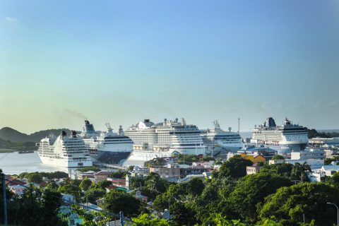 5 Ships in Antigua