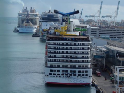 Cruise ships in Miami