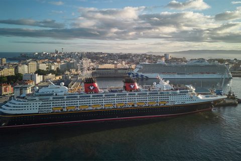 Double Call in Coruna