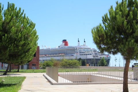 Cunard Line's Queen Mary 2