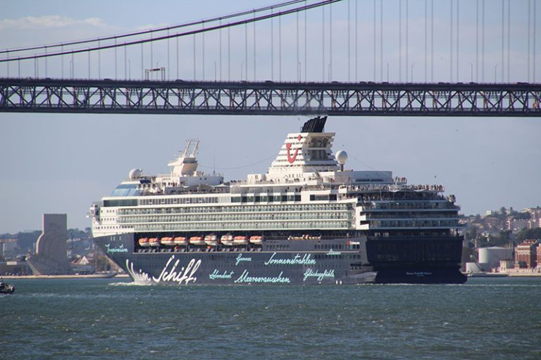 Final Tui Mein Schiff Herz Sets Sail on Final Cruise for TUI - Cruise Industry ...