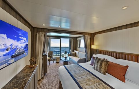 Seabourn Pursuit: Veranda Suite
