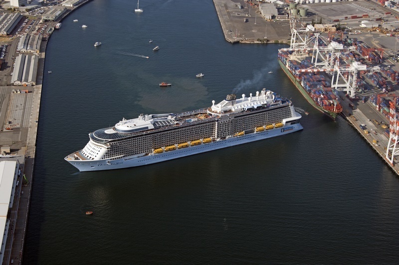 Ovation of the Seas in Fremantle