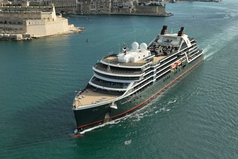 Seabourn Pursuit