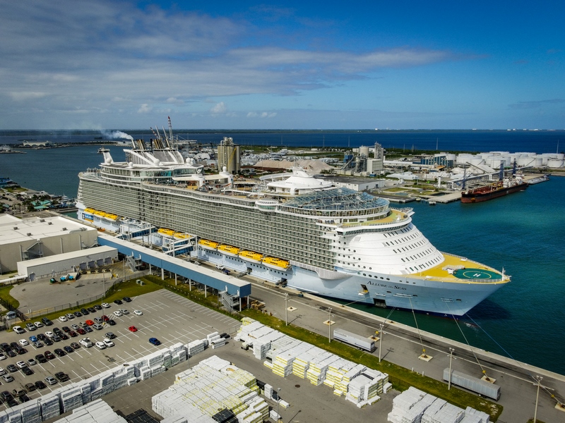 Allure of the Seas in Port