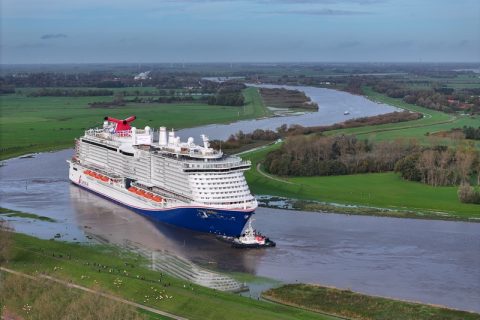 Carnival Jubilee river Ems