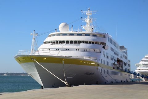 MS Hamburg