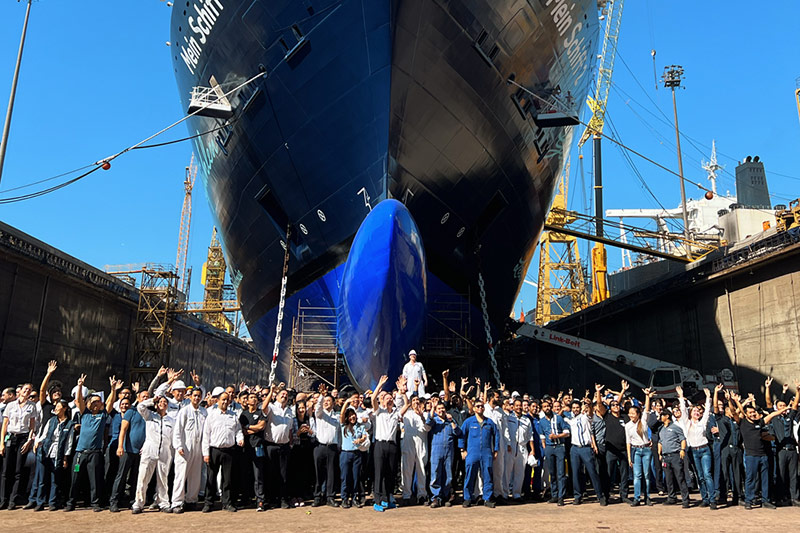 Mein Schiff 2 in Dubai