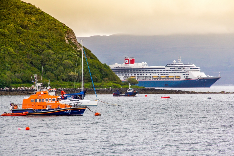 Fred. Olsen Donates £50,000 to the RNLI – Cruise Business Information