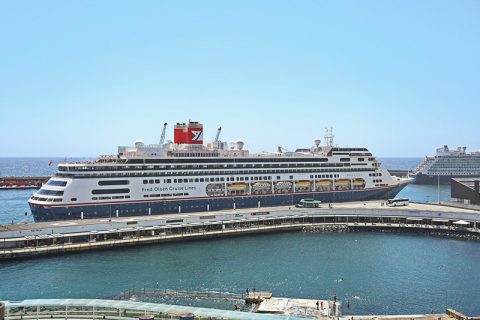 Bolette in Port