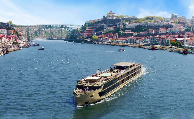 Ama ship on the Douro