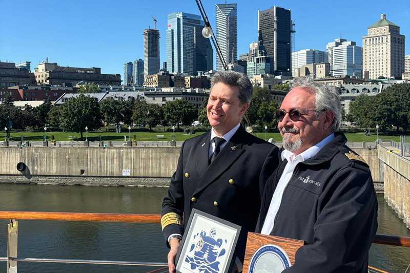 World Explorer Plaque Exchange