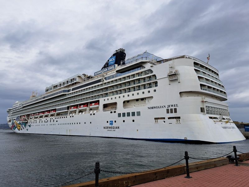 Norwegian Jewel at Ogden Point