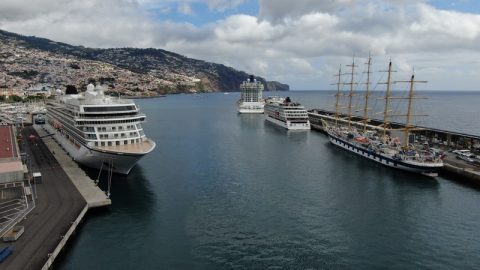 Ships in Funchal