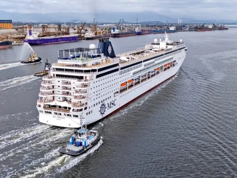 MSC Lirica