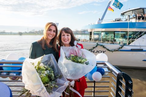 Andrea Kruse and Jeannine Williamson