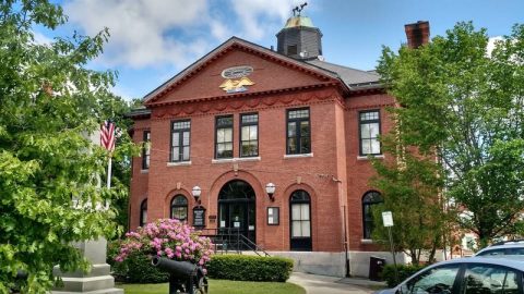Belfast, Maine City Hall