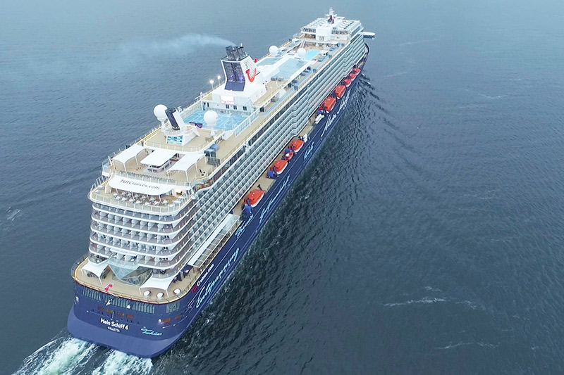 Mein Schiff 4