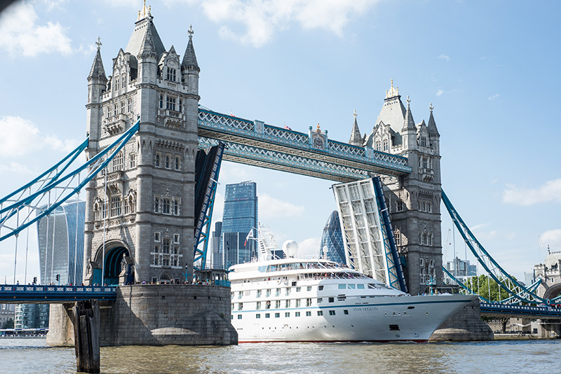 Star Breeze in London