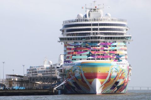 Norwegian Aqua in Lisbon