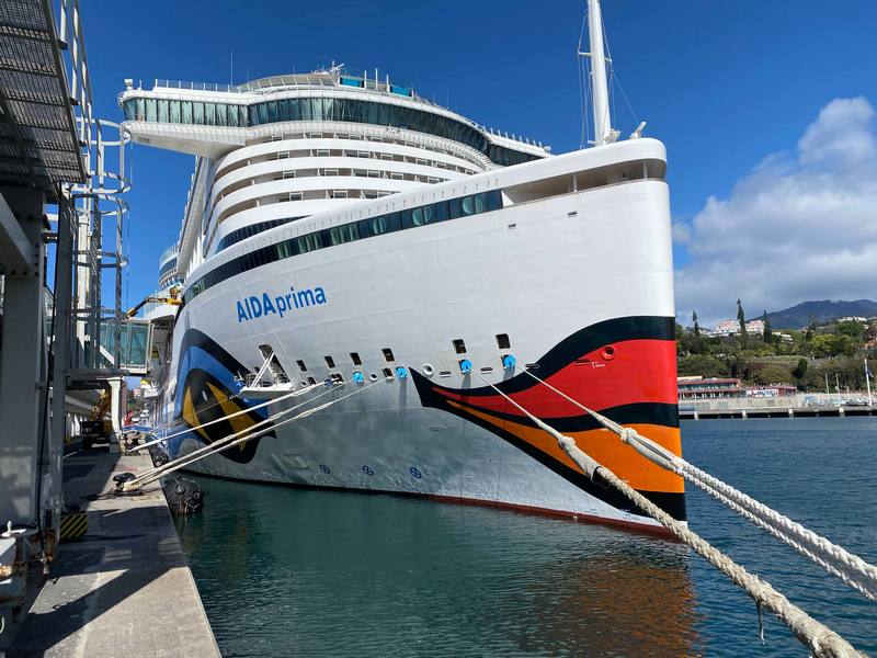 AIDAprima in Port