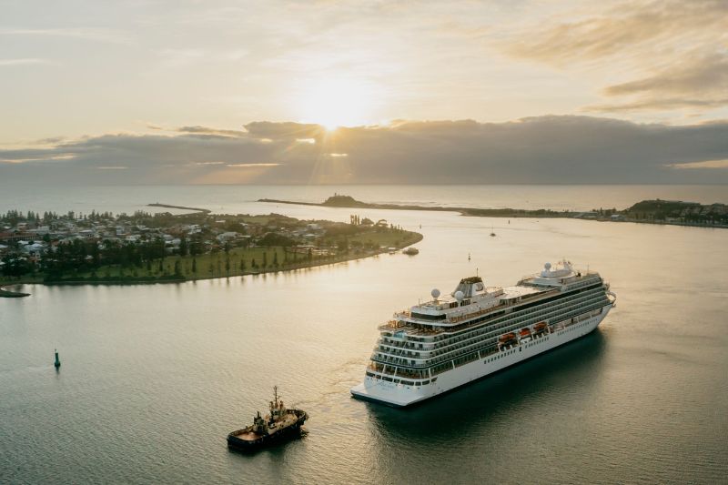 leaders chart regional cruise growth