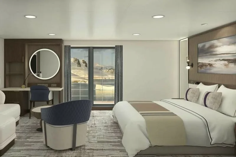magellan discoverer interior 1