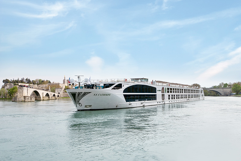 uniworld sc exterior avignon