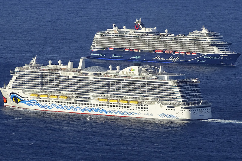 AIDA and TUI