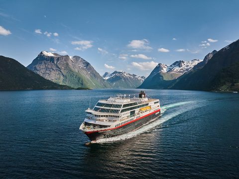hurtigruten's ms trollfjord in hjorundfjorden