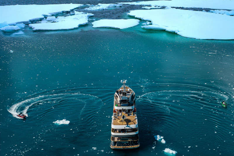 aqua expeditions heading to the arctic