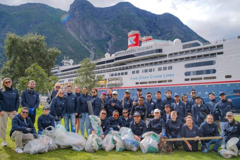 fred olsen borealis crew with ship