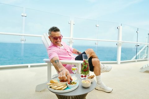 tui mein schiff campaign robbie williams
