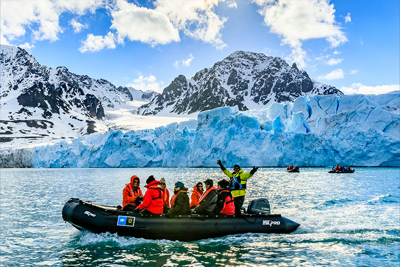 lindblad savings on 2026 27 voyages
