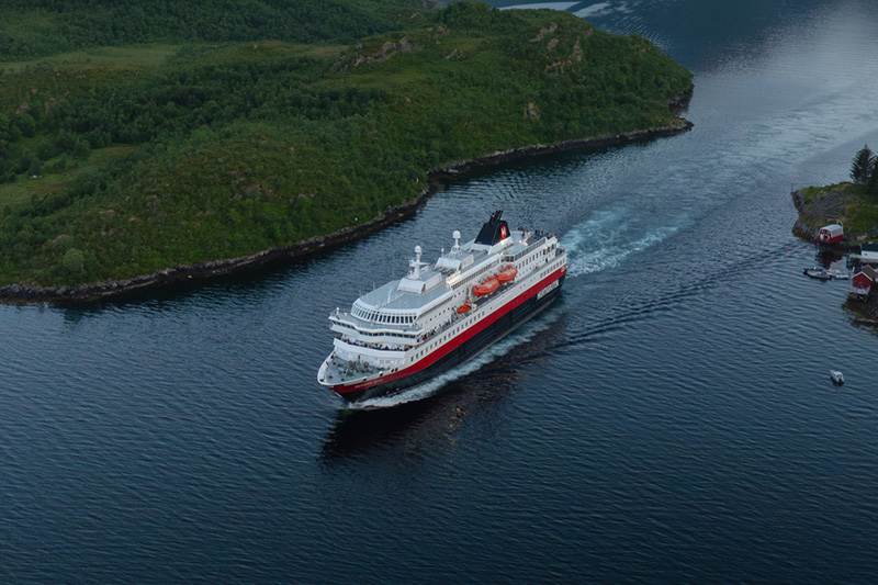 ms richard with in raftsundet espen mills
