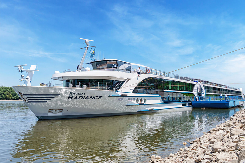 riviera radiance ship exterior