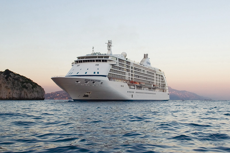 regent voyager at sea